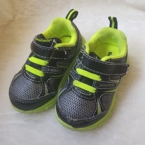 Baby Tennis Shoes Size 4